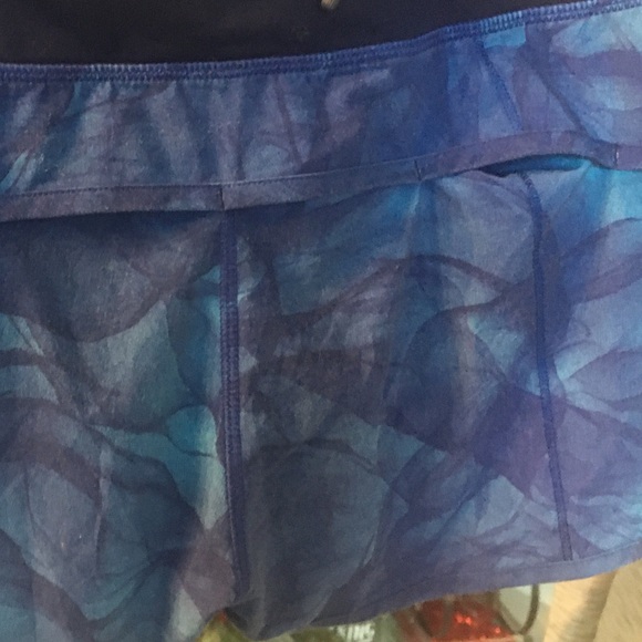 Lululemon Blue Speed Up Shorts Size 8 - Picture 11 of 12